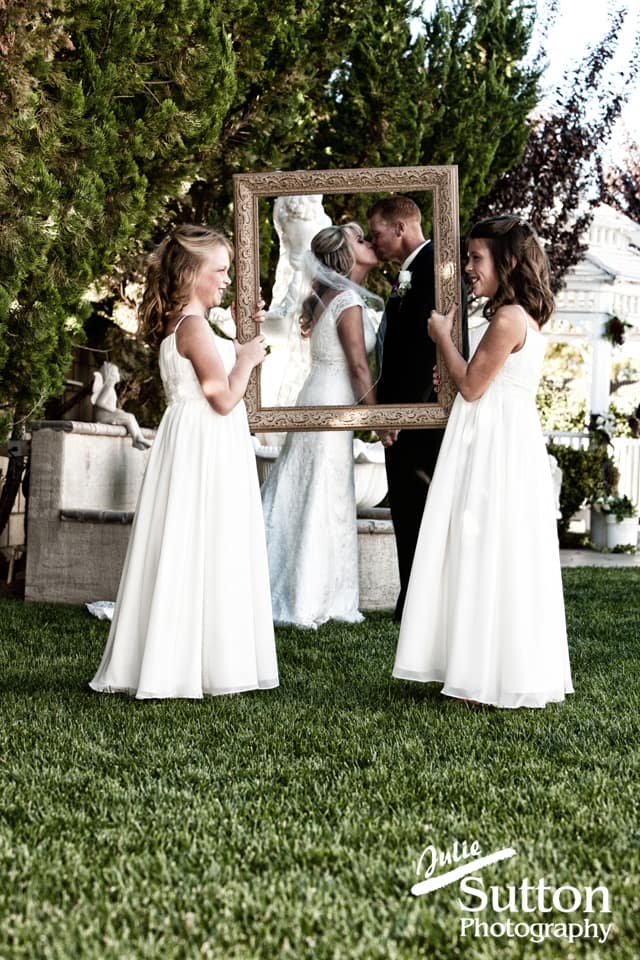 flowergirls-bride-girl-frame
