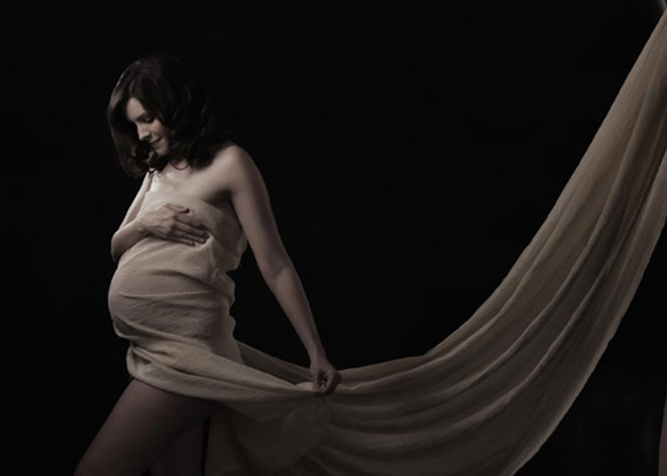 pregnancy-fabric-woman